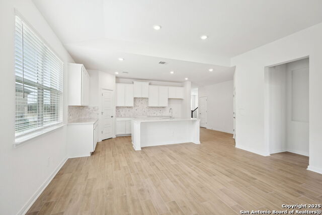 Listing photo id 11 for 9510 Quail Crest