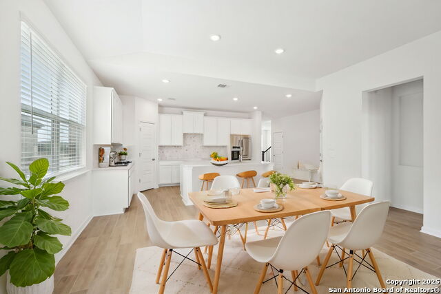 Listing photo id 12 for 9510 Quail Crest