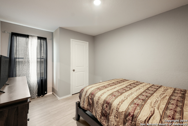 Image 18 of 21 For 706 Ambush Rdg