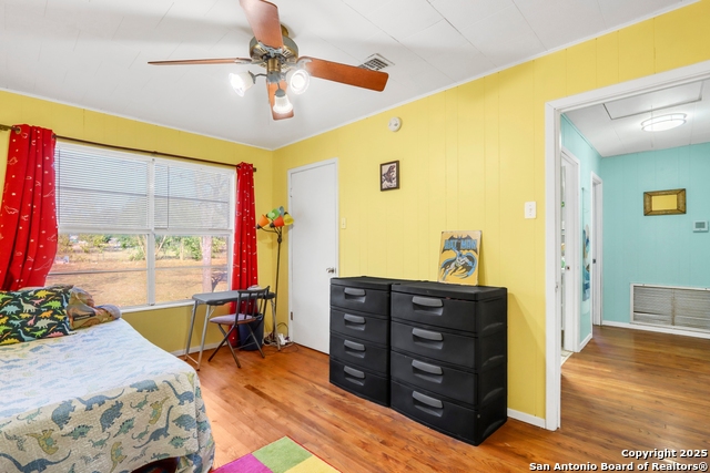 Image 41 of 55 For 914 6th  