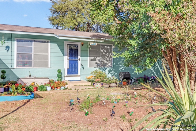 Image 46 of 55 For 914 6th  