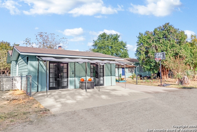 Image 50 of 55 For 914 6th  