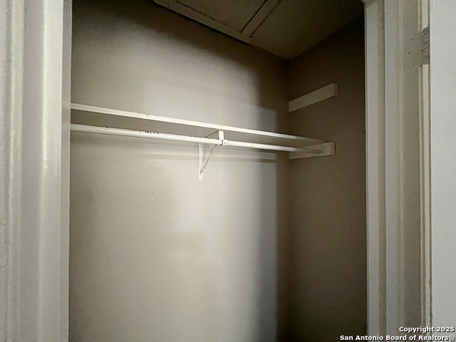 Image 17 of 32 For 2802 Lasses Blvd 30