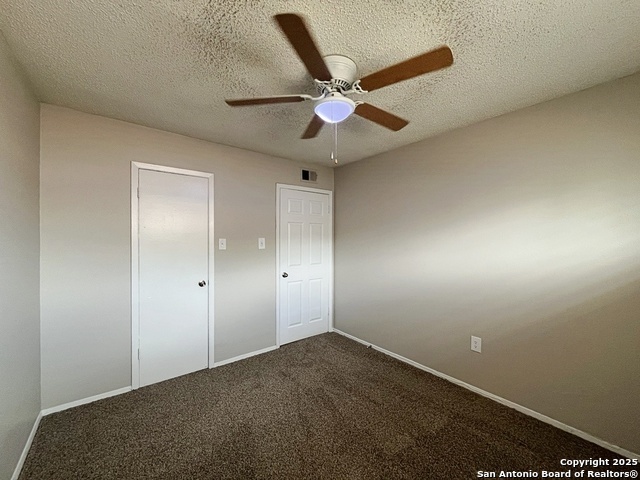 Image 20 of 32 For 2802 Lasses Blvd 30