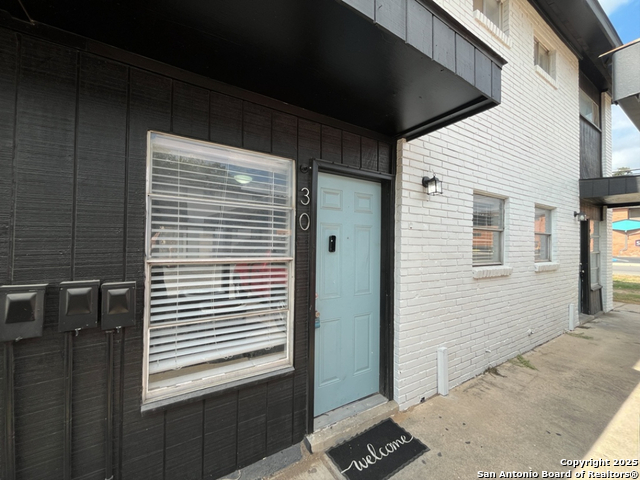 Image 26 of 32 For 2802 Lasses Blvd 30