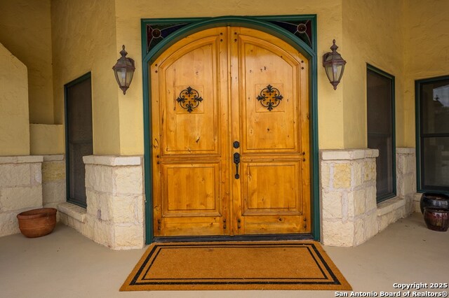 Listing photo id 2 for 2320 Fiedler Road