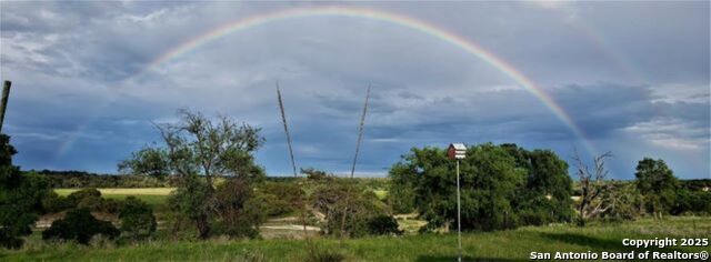 Listing photo id 49 for 2320 Fiedler Road