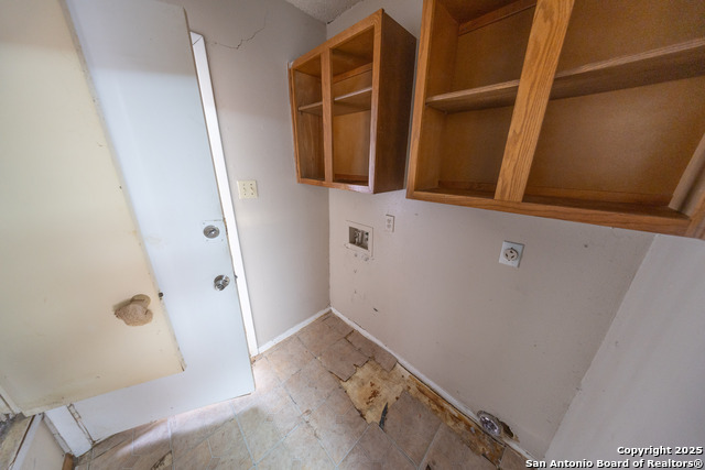 Image 15 of 22 For 6915 Brecon  