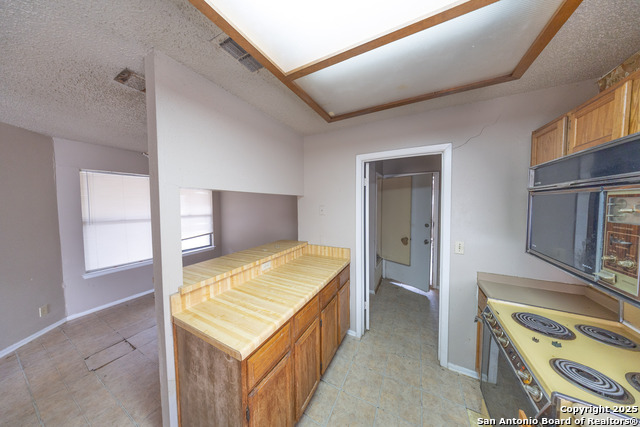 Image 19 of 22 For 6915 Brecon  