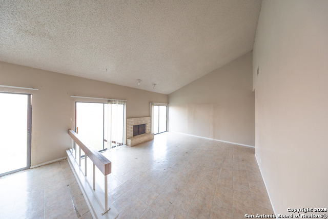 Image 9 of 22 For 6915 Brecon  