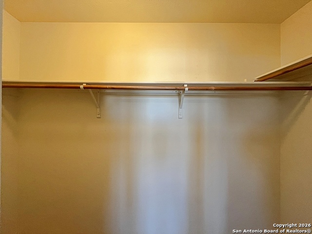 Image 18 of 39 For 22019 Goldcrest Run