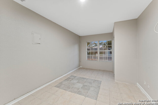 Image 14 of 28 For 5003 Casa Oro