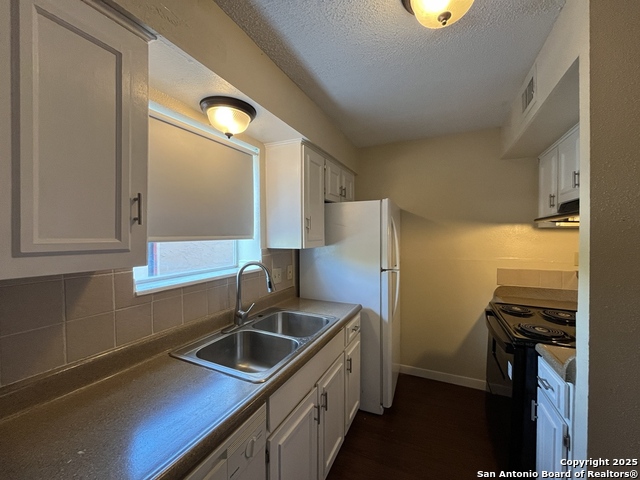 Image 12 of 30 For 3243 Nacogdoches Rd 404