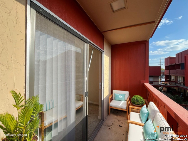 Image 6 of 30 For 3243 Nacogdoches Rd 404