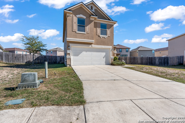 Listing photo id 1 for 4408 Donley  