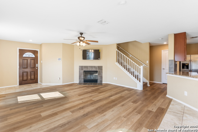 Listing photo id 6 for 4408 Donley  