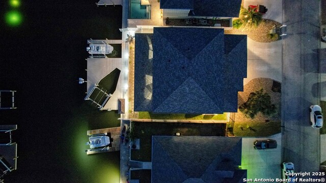 Listing photo id 38 for 102 Angelfish