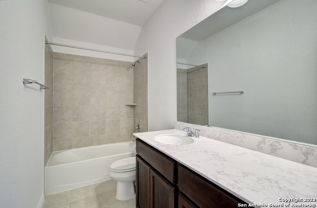 Image 24 of 30 For 762 Groudsel Avenue