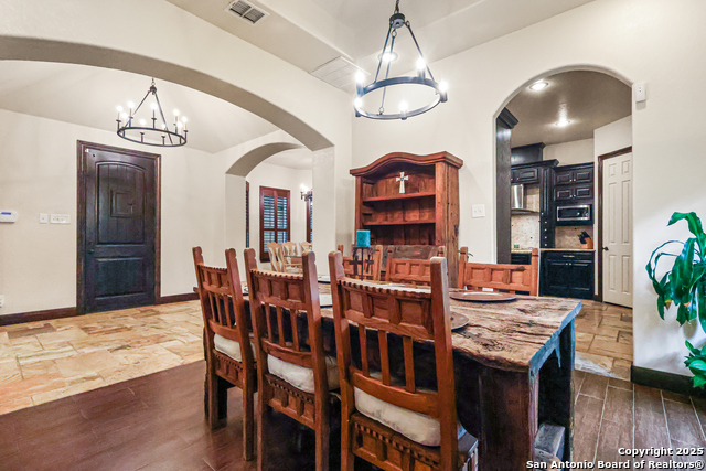 Listing photo id 13 for 23328 Osceola Blf