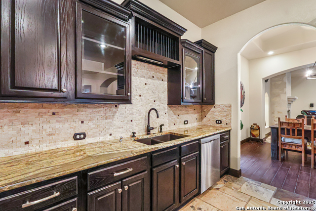 Listing photo id 18 for 23328 Osceola Blf