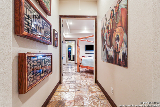 Listing photo id 19 for 23328 Osceola Blf