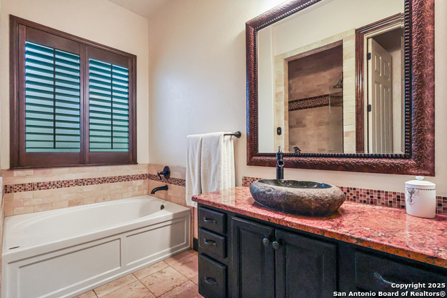 Listing photo id 27 for 23328 Osceola Blf