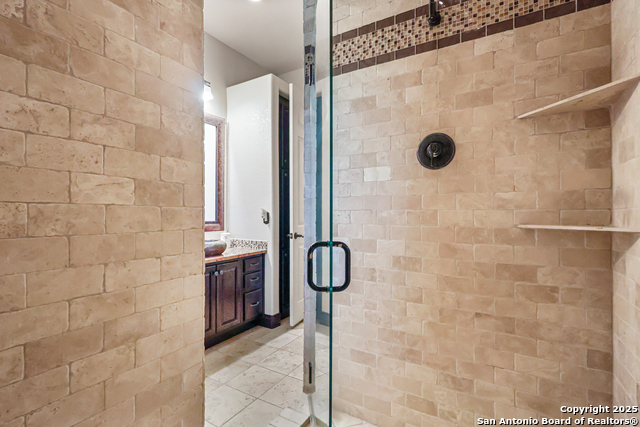 Listing photo id 29 for 23328 Osceola Blf