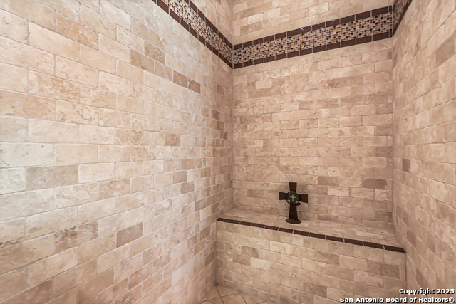 Listing photo id 30 for 23328 Osceola Blf