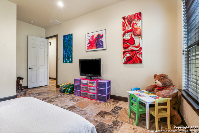 Listing photo id 32 for 23328 Osceola Blf