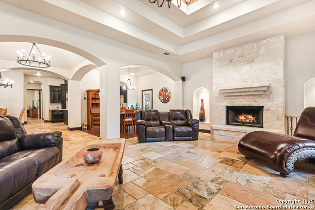 Listing photo id 7 for 23328 Osceola Blf