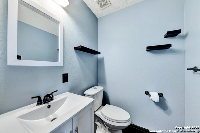 Image 14 of 24 For 1101 Quiet Creek