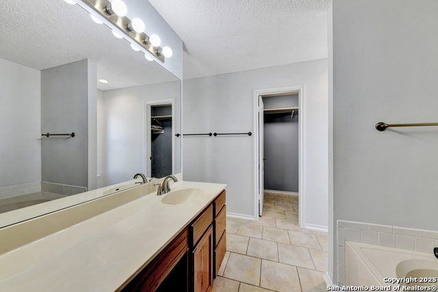 Image 18 of 24 For 1101 Quiet Creek