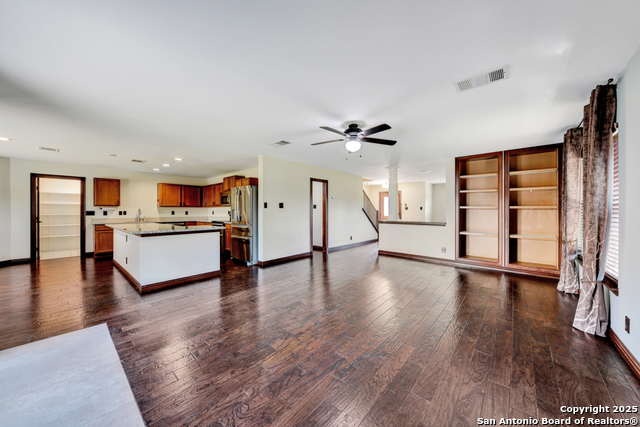 Image 9 of 24 For 1101 Quiet Creek