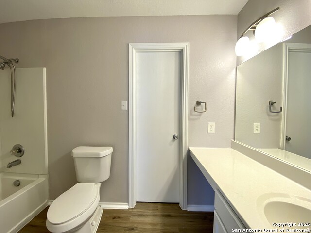 Image 31 of 41 For 9010 Mission Gap