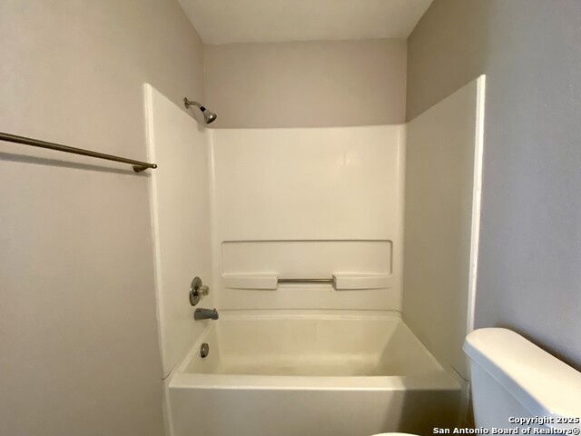 Image 39 of 41 For 9010 Mission Gap