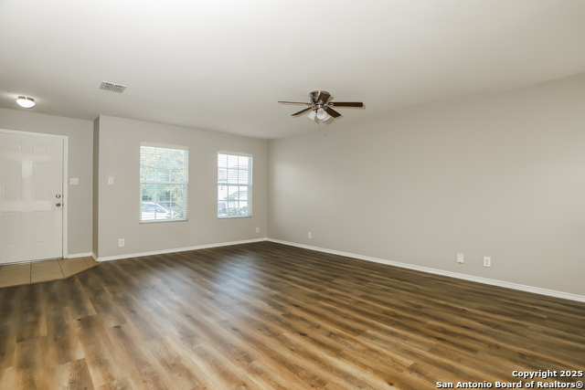 Image 3 of 18 For 1442 Frio Run