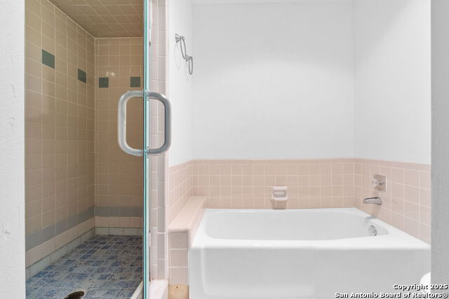 Image 23 of 36 For 3605 Hidden C4