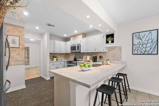 Image 8 of 36 For 3605 Hidden C4