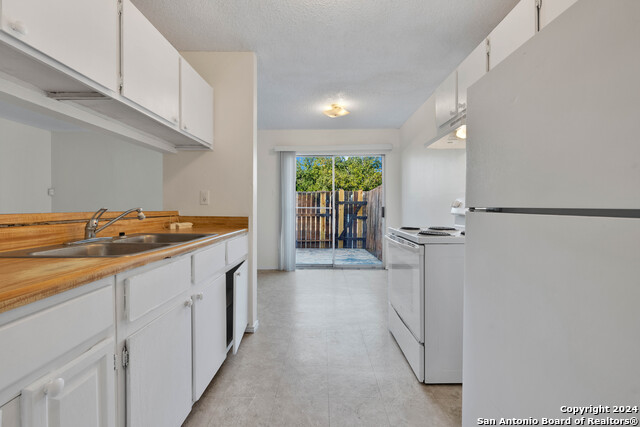 Image 11 of 20 For 5221 Meadow Field 3