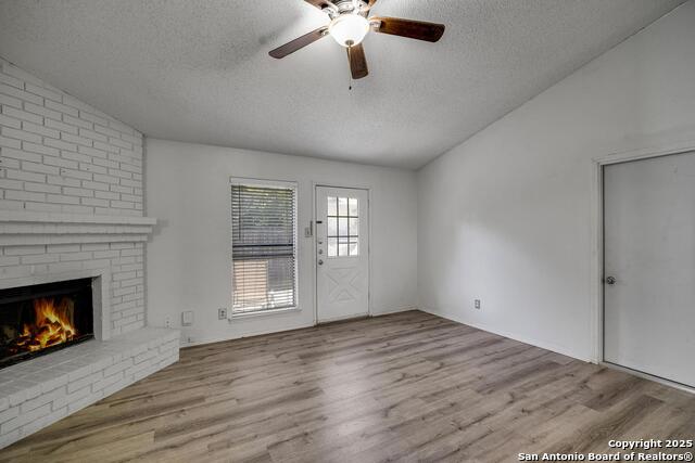 Image 8 of 21 For 9239 Mirecourt