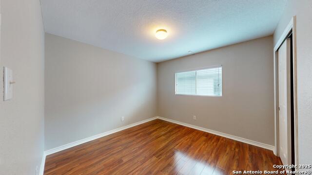 Image 18 of 41 For 9515 Boatman Pier