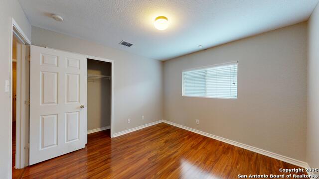 Image 26 of 41 For 9515 Boatman Pier