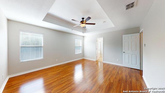 Image 28 of 41 For 9515 Boatman Pier