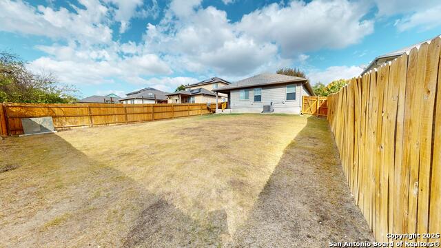 Image 40 of 41 For 9515 Boatman Pier