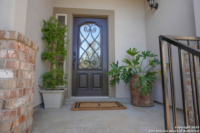 Image 5 of 23 For 444 Whistlers Way