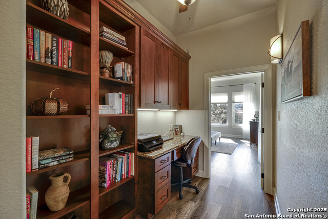 Image 14 of 31 For 236 Echo Falls Lane