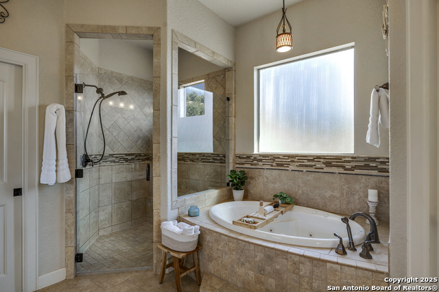 Image 16 of 31 For 236 Echo Falls Lane