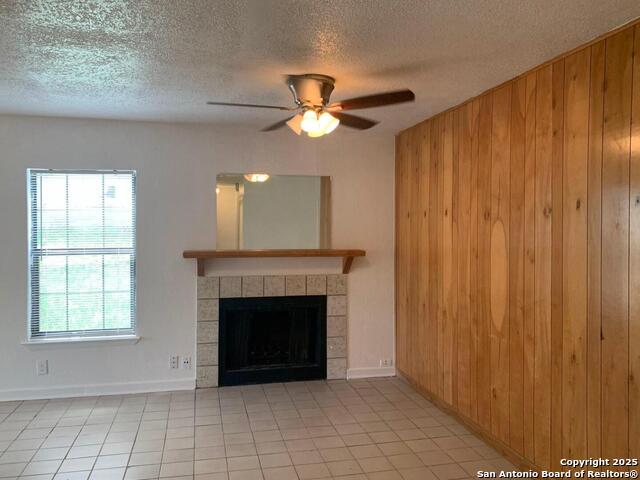 Image 4 of 9 For 4970 Dare Ln