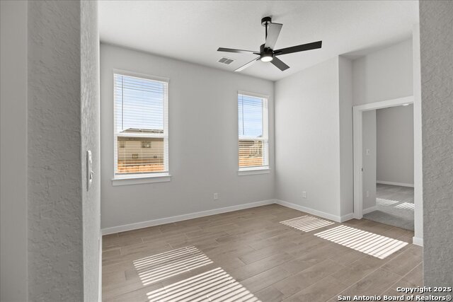 Listing photo id 9 for 1322 Red Fox