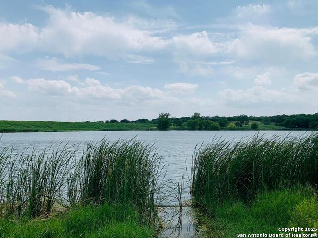 Image 16 of 16 For 718 Meadow Top